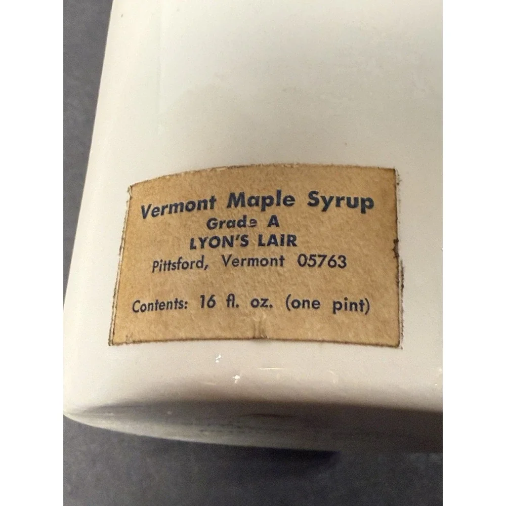 Vintage Vermont Maple Syrup Jug Lion's Lair Pittsford VT Stoneware